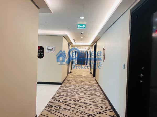 {i.property_images.first.image.alt}}