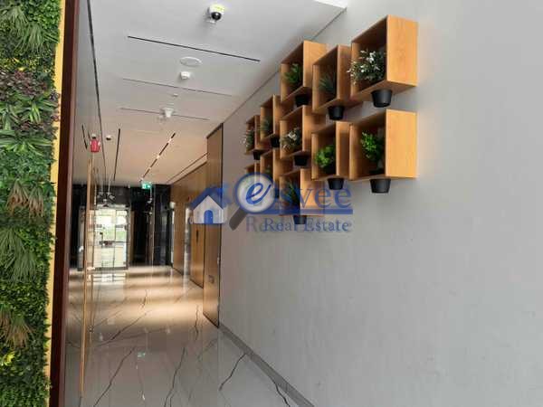{i.property_images.first.image.alt}}