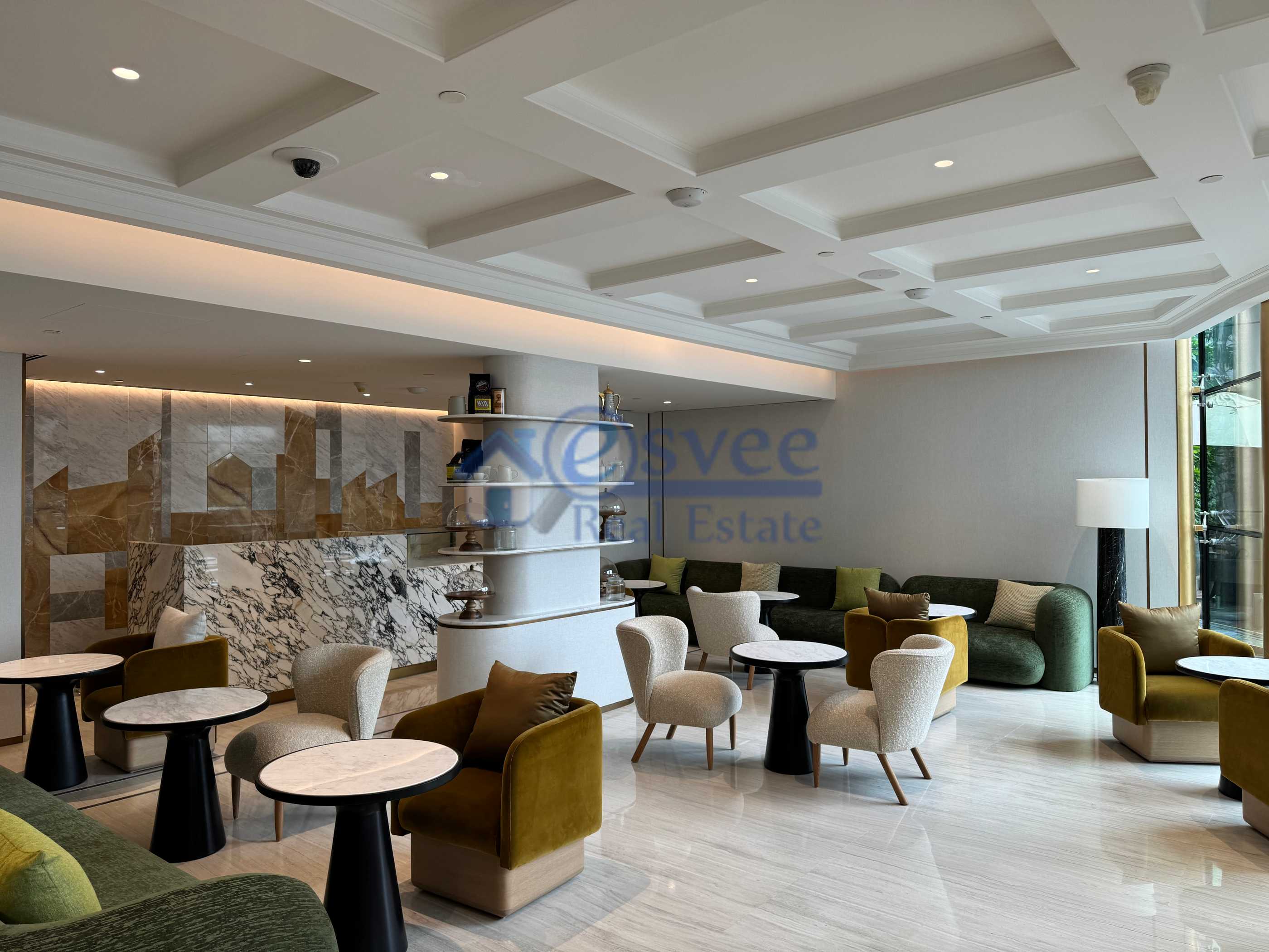 {i.property_images.first.image.alt}}